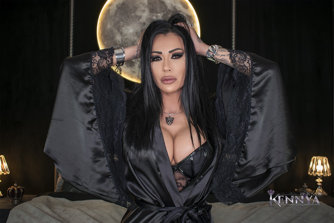 Mistress Kennya - Reaching Ejaculation Using Erotic JOI