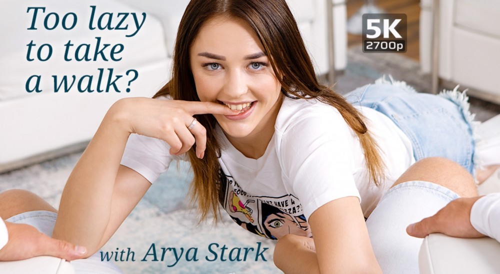 Arya Stark in Lazy Teen VR Seduction