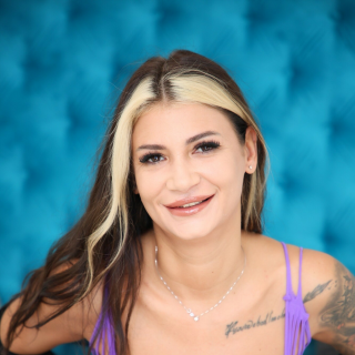 Ava Shinezz Pornstar