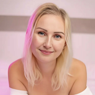 Luna Nebula Pornstar