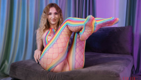 Bamby Doll in sexy fishnets