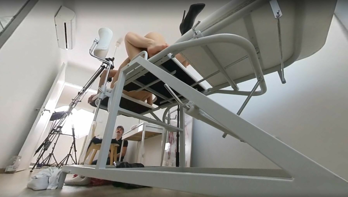 Kelly Collins & Missy Luv in Lesbian VR Thrill - Image 5