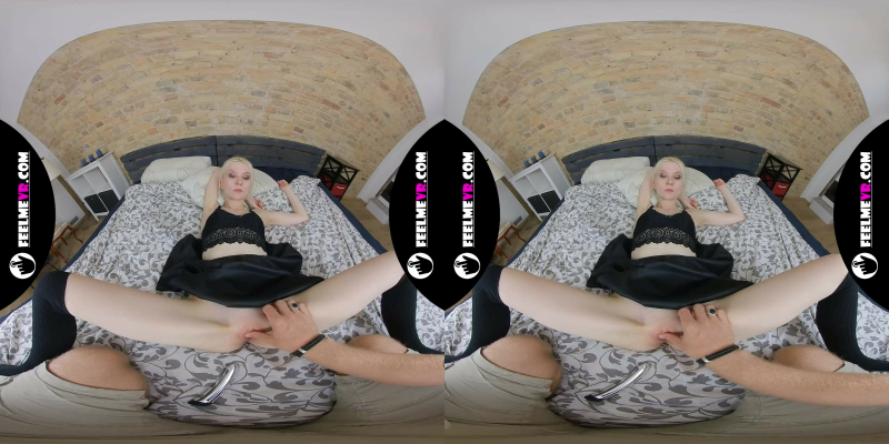 Ingrida Petite Teen Wild VR Passion - Image 2