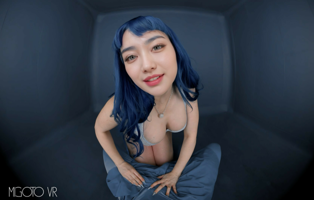 Yuna Layla Wild Rave Party in 8K VR - Image 7