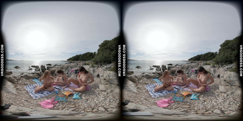 Kristina, Emmux & Rebeka Ruby Beach Picnic Fun - Image 3