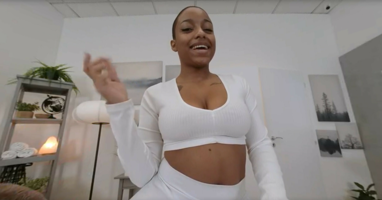 71 - Vicky Menage - Image 4